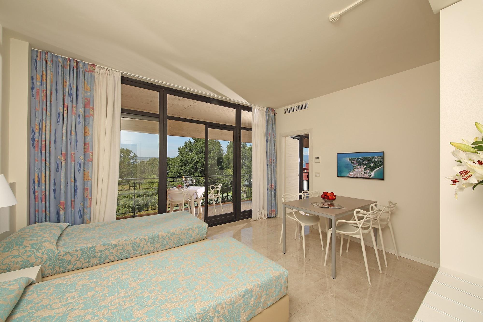 Hotel Residence Holiday Sirmione Eksteriør bilde
