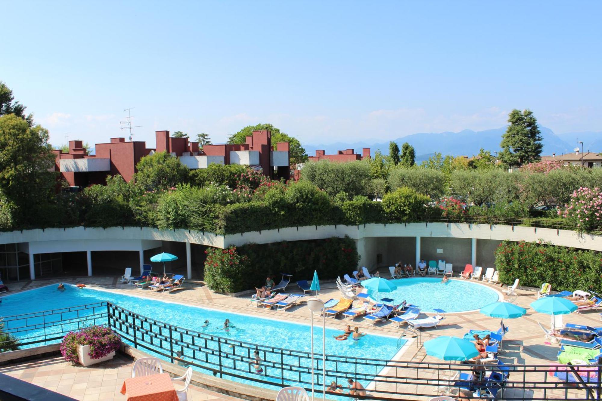 Hotel Residence Holiday Sirmione Eksteriør bilde