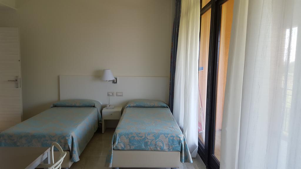 Hotel Residence Holiday Sirmione Eksteriør bilde