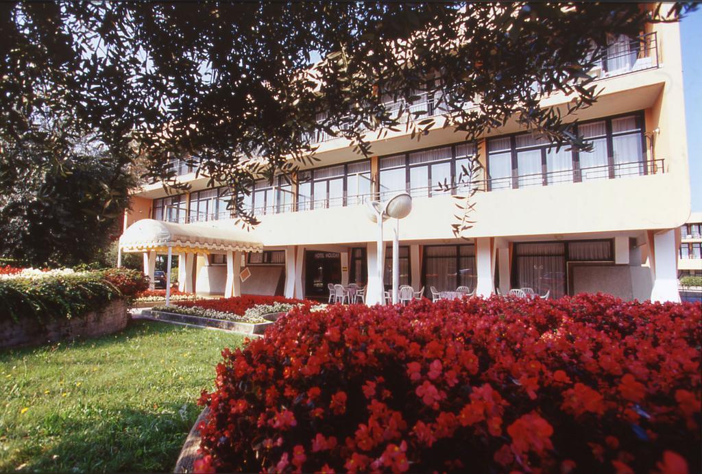 Hotel Residence Holiday Sirmione Eksteriør bilde